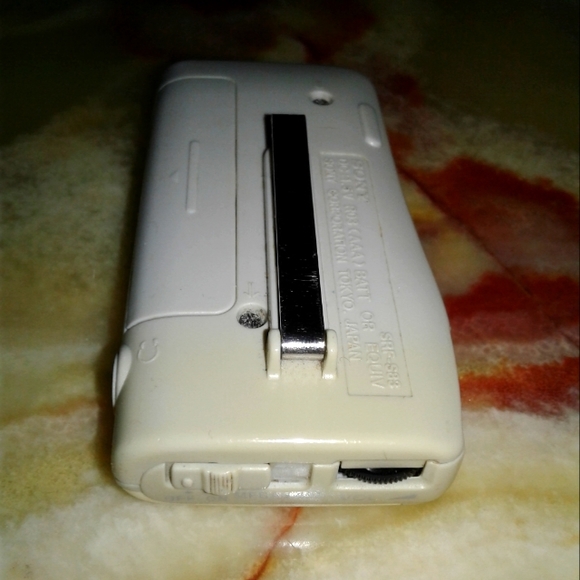 SONY SRF-S83 Personal Pocket AM FM Stereo Radio MEGABASS walkman made in Japan - Picture 3 of 5